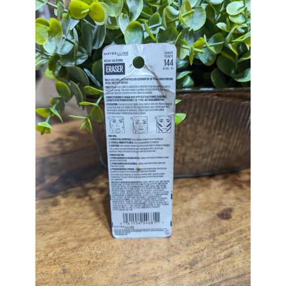 Maybelline Instant Age Rewind Eraser Dark Circles Concealer, Shade Caramel 144 - Picture 5 of 8